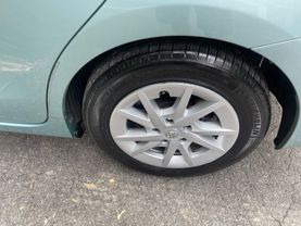 2014 TOYOTA PRIUS V WAGON 4-CYL, HYBRID, 1.8 LITER FIVE WAGON 4D