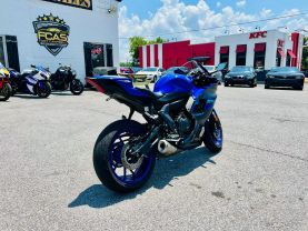 2024 YAMAHA YZF-R7 SPORTBIKES - -