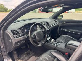 2019 CHRYSLER 300 SEDAN V6, 3.6 LITER 300S SEDAN 4D