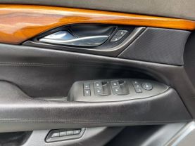 2015 Cadillac Escalade - Image 35