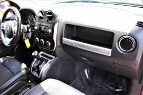 2016 JEEP COMPASS SUV 4-CYL, 2.4 LITER LATITUDE SPORT UTILITY 4D