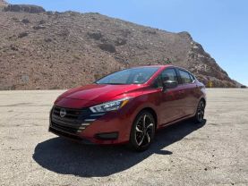 2025 NISSAN VERSA SEDAN 4-CYL, 1.6 LITER SR SEDAN 4D