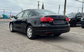 2011 VOLKSWAGEN JETTA SEDAN 5-CYL, PZEV, 2.5 LITER SE SEDAN 4D