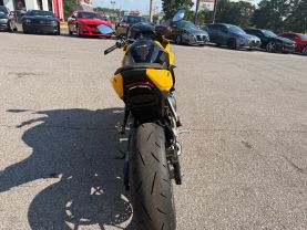 2024 SUZUKI GSX800FRQM4 GSX-8R SPORTBIKES - -