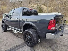 2018 RAM 1500 CREW CAB PICKUP V8, HEMI, 5.7 LITER SLT PICKUP 4D 5 1/2 FT