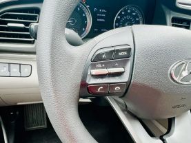 2020 HYUNDAI ELANTRA - 4-CYL, 2.0 LITER SEL SEDAN 4D