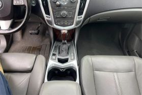 2010 CADILLAC SRX SUV V6, 3.0 LITER SPORT UTILITY 4D