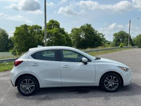 2020 TOYOTA YARIS HATCHBACK HATCHBACK 4-CYL, 1.5 LITER LE SEDAN 4D