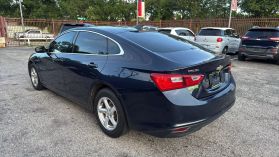 2018 Chevrolet Malibu - Image 4