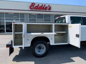 2017 FORD F350 SUPER DUTY CREW CAB 8FT KNAPHEIDE SERVICE BED TRUCK SERVICE/UTILITY TRUCKS V8, TURBO DIESEL, 6.7L XL PICKUP 4D 8 FT - Eddies Auto Sales