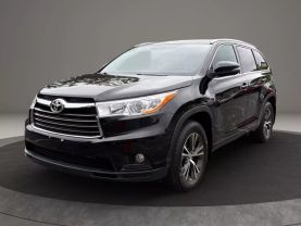 2016 Toyota Highlander - Image 2