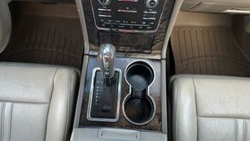 2016 Lincoln Navigator - Image 34