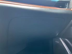2015 Cadillac Escalade - Image 11