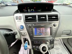 2012 TOYOTA PRIUS V