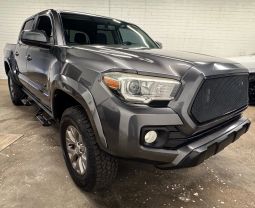 2017 TOYOTA TACOMA DOUBLE CAB PICKUP V6, 3.5 LITER SR5 PICKUP 4D 5 FT