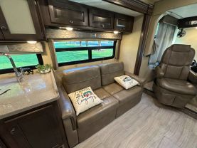 Used 2019 THOR MOTOR COACH WINDSPORT - - 29M - LA Auto Star located in Virginia Beach, VA