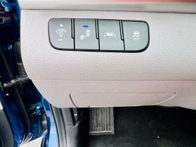 2020 HYUNDAI ELANTRA - 4-CYL, 2.0 LITER SEL SEDAN 4D