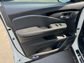 2017 HONDA RIDGELINE PICKUP V6, I-VTEC, 3.5 LITER RTL-E PICKUP 4D 5 FT