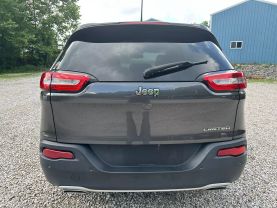 2018 JEEP CHEROKEE SUV V6, 3.2 LITER LIMITED SPORT UTILITY 4D at T&T Repairables - used car dealership in Spencer, Indiana.