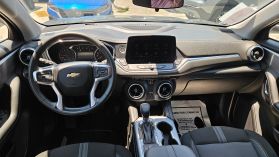 2023 Chevrolet Blazer - Image 11