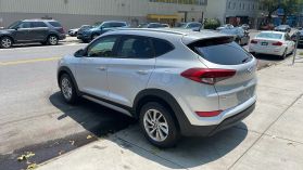 2017 HYUNDAI TUCSON SUV 4-CYL, 2.0 LITER SE SPORT UTILITY 4D
