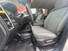 2016 RAM 2500 CREW CAB PICKUP V8, HEMI, 6.4 LITER TRADESMAN PICKUP 4D 8 FT