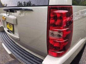 2014 CHEVROLET SUBURBAN 1500 SUV V8, FLEX FUEL, 5.3 LITER LTZ SPORT UTILITY 4D