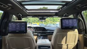 2021 Cadillac Escalade - Image 30