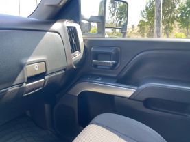 2014 CHEVROLET SILVERADO 1500 CREW CAB PICKUP V8 ECOTEC3 FLEX FUEL 5.3L LT PICKUP 4D 6 1/2 FT