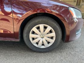 2013 VOLKSWAGEN PASSAT SEDAN 5-CYL, PZEV, 2.5 LITER 2.5L S SEDAN 4D