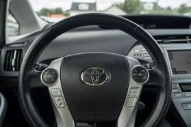 2012 TOYOTA PRIUS PLUG-IN HYBRID HATCHBACK 4-CYL, HYBRID, 1.8 LITER HATCHBACK 4D