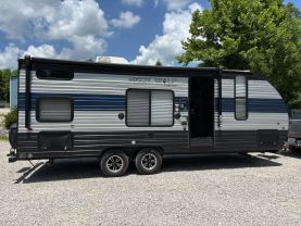 2022 CHEROKEE BY FOREST RIVER GREY WOLF SE - - 22MKSE at T&T Repairables - used car dealership in Spencer, Indiana.
