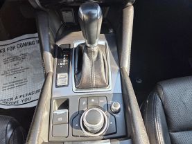 2017 Mazda Mazda6 - Image 13