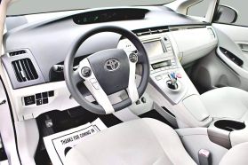 2013 TOYOTA PRIUS HATCHBACK 4-CYL, HYBRID, 1.8 LITER FIVE HATCHBACK 4D