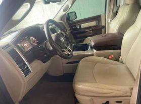 2017 RAM 1500 CREW CAB PICKUP V8, HEMI, 5.7 LITER LARAMIE PICKUP 4D 5 1/2 FT