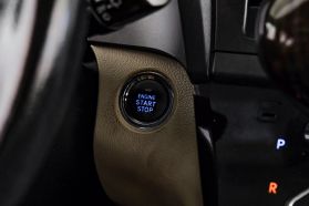 2020 TOYOTA SIENNA VAN V6, 3.5 LITER XLE MINIVAN 4D