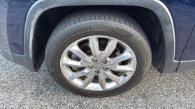 2015 Jeep Cherokee - Image 25