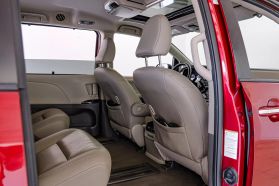 2020 TOYOTA SIENNA VAN V6, 3.5 LITER XLE MINIVAN 4D