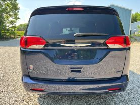2017 CHRYSLER PACIFICA VAN V6, 3.6 LITER LX MINIVAN 4D at T&T Repairables - used car dealership in Spencer, Indiana.