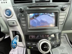 2012 TOYOTA PRIUS V