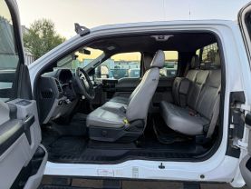2017 FORD F250 SUPER DUTY SUPER CAB PICKUP V8, FLEX FUEL, 6.2 LITER XL PICKUP 4D 8 FT