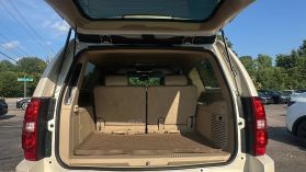 2014 Chevrolet Suburban 1500 - Image 23