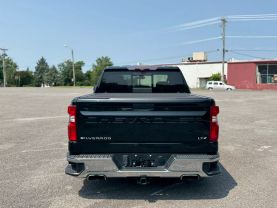 2021 CHEVROLET SILVERADO 1500 CREW CAB PICKUP V8, ECOTEC3, DFM, 6.2 LITER LTZ PICKUP 4D 5 3/4 FT