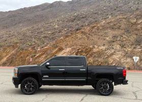 2015 CHEVROLET SILVERADO 1500 CREW CAB PICKUP V8, ECOTEC3, 5.3 LITER HIGH COUNTRY PICKUP 4D 5 3/4 FT