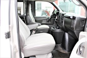 2009 CHEVROLET EXPRESS PASSENGER V8, 6.0 LITER 3500 LS EXTENDED RWD