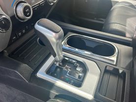 2021 TOYOTA TUNDRA CREWMAX PICKUP V8, 5.7 LITER LIMITED PICKUP 4D 5 1/2 FT