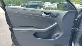 2015 Volkswagen Jetta - Image 10