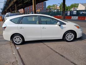 2013 TOYOTA PRIUS V
