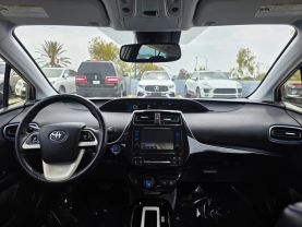 2016 Toyota Prius - Image 19