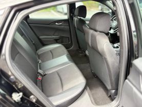 2019 Honda Civic - Image 17